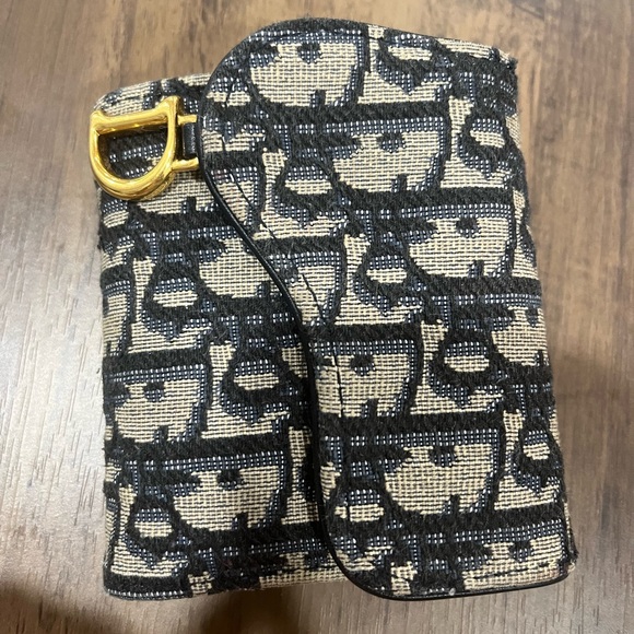 Dior saddle wallet. - Picture 4 of 10